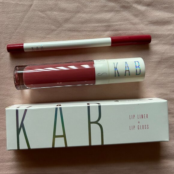 New! KAB COSMETICS Charming Lip Duo, Lip Liner & Lip Gloss - Picture 2 of 3